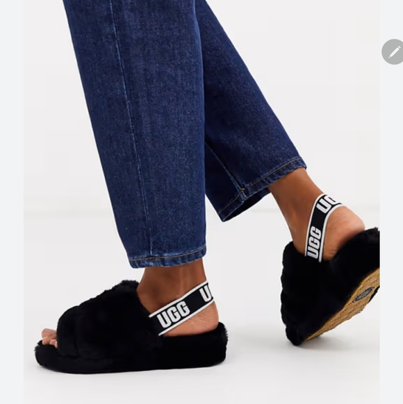 UGG Shoes - UGG Women's Fluff Yeah Black Slide Slippers